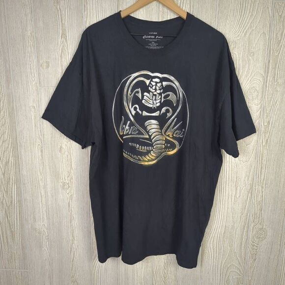 Fifth Sun Men’s 2XL XXL Karate Kid Cobra Kai Short Sleeve Black T-Shirt - Picture 3 of 5